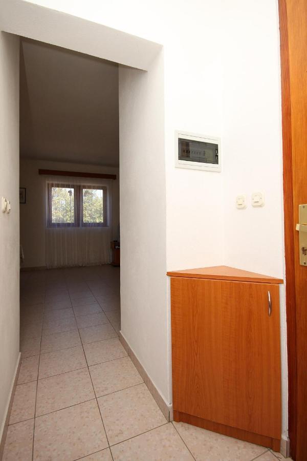 Apartments By The Sea Mandre, Pag - 6284 Kolan Luaran gambar